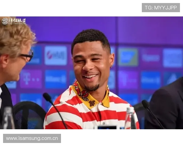 格纳布里边路配合