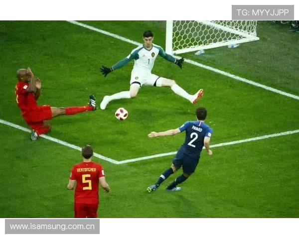 库尔图瓦：2欧冠4西甲2英超+世界杯金手套荣誉解析