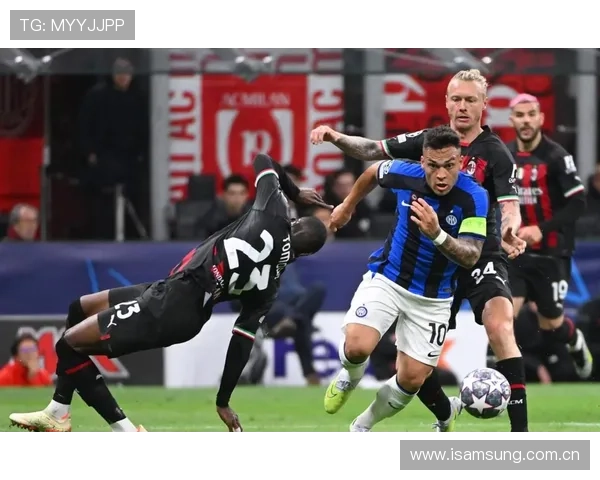 AC米兰从复兴到停滞，当前赛季表现波动对争冠形势产生影响