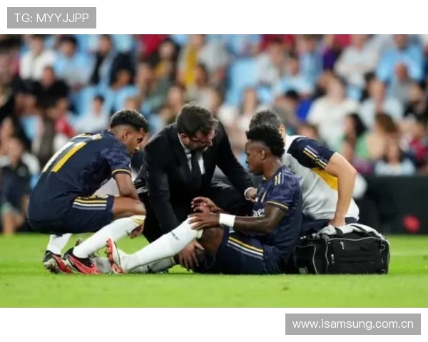 维尼修斯防守参与度是否符合现代边锋要求